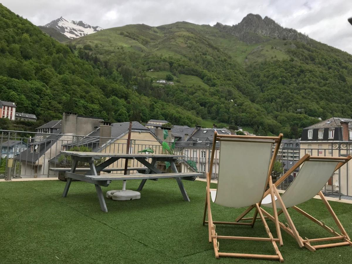 Place De La Mairie T2 Type Loft 70M2 Terrasse 35M2 Cauterets Buitenkant foto