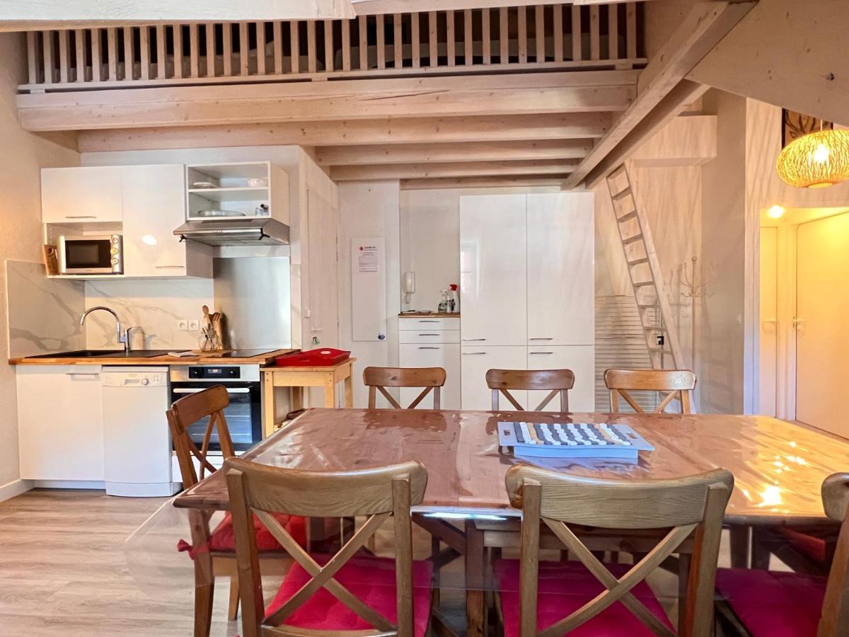 Place De La Mairie T2 Type Loft 70M2 Terrasse 35M2 Cauterets Buitenkant foto