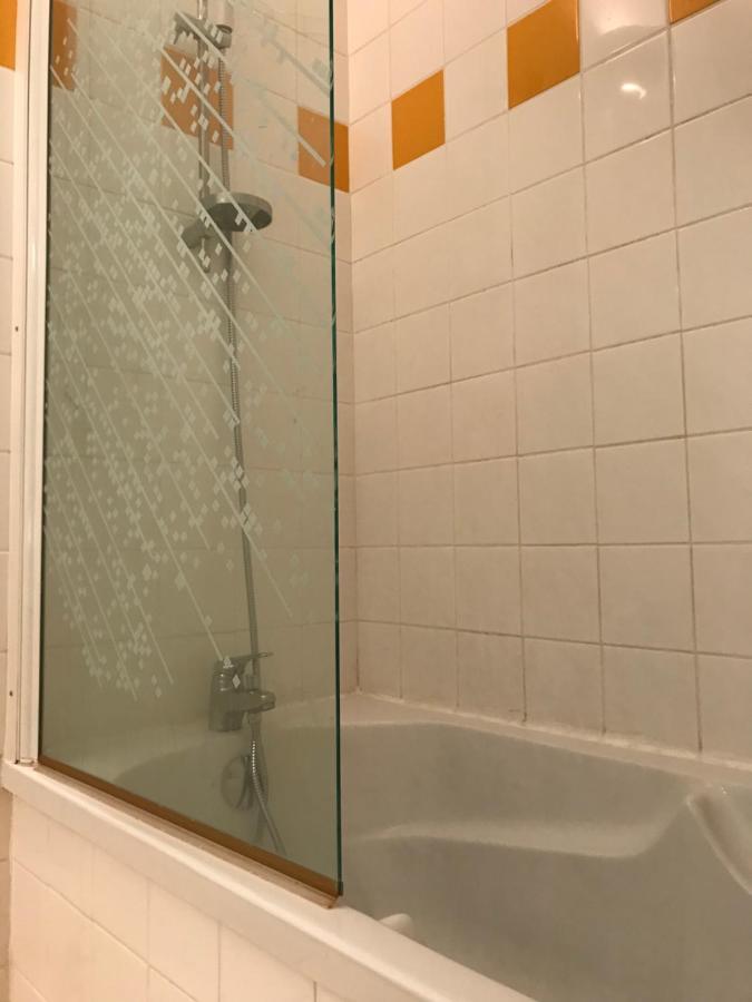 Place De La Mairie T2 Type Loft 70M2 Terrasse 35M2 Cauterets Buitenkant foto
