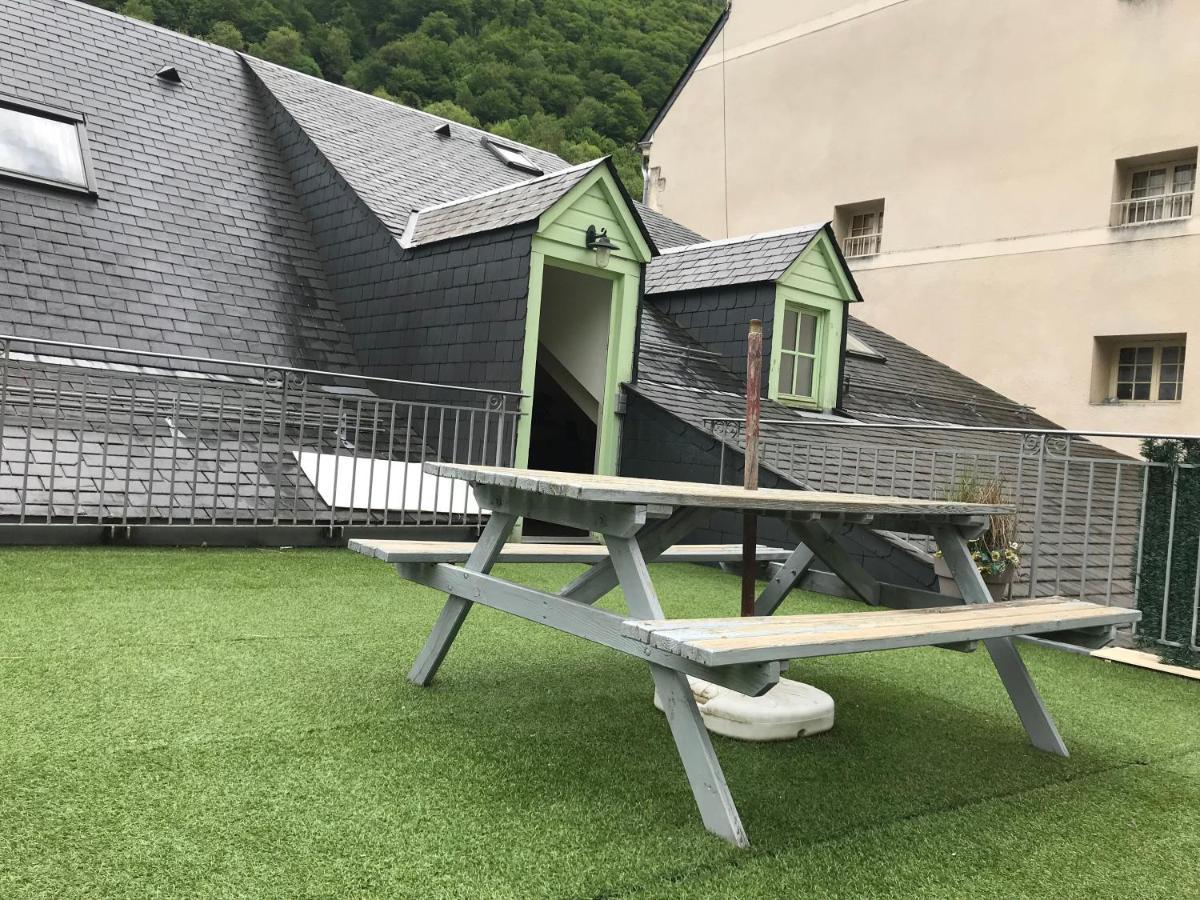 Place De La Mairie T2 Type Loft 70M2 Terrasse 35M2 Cauterets Buitenkant foto